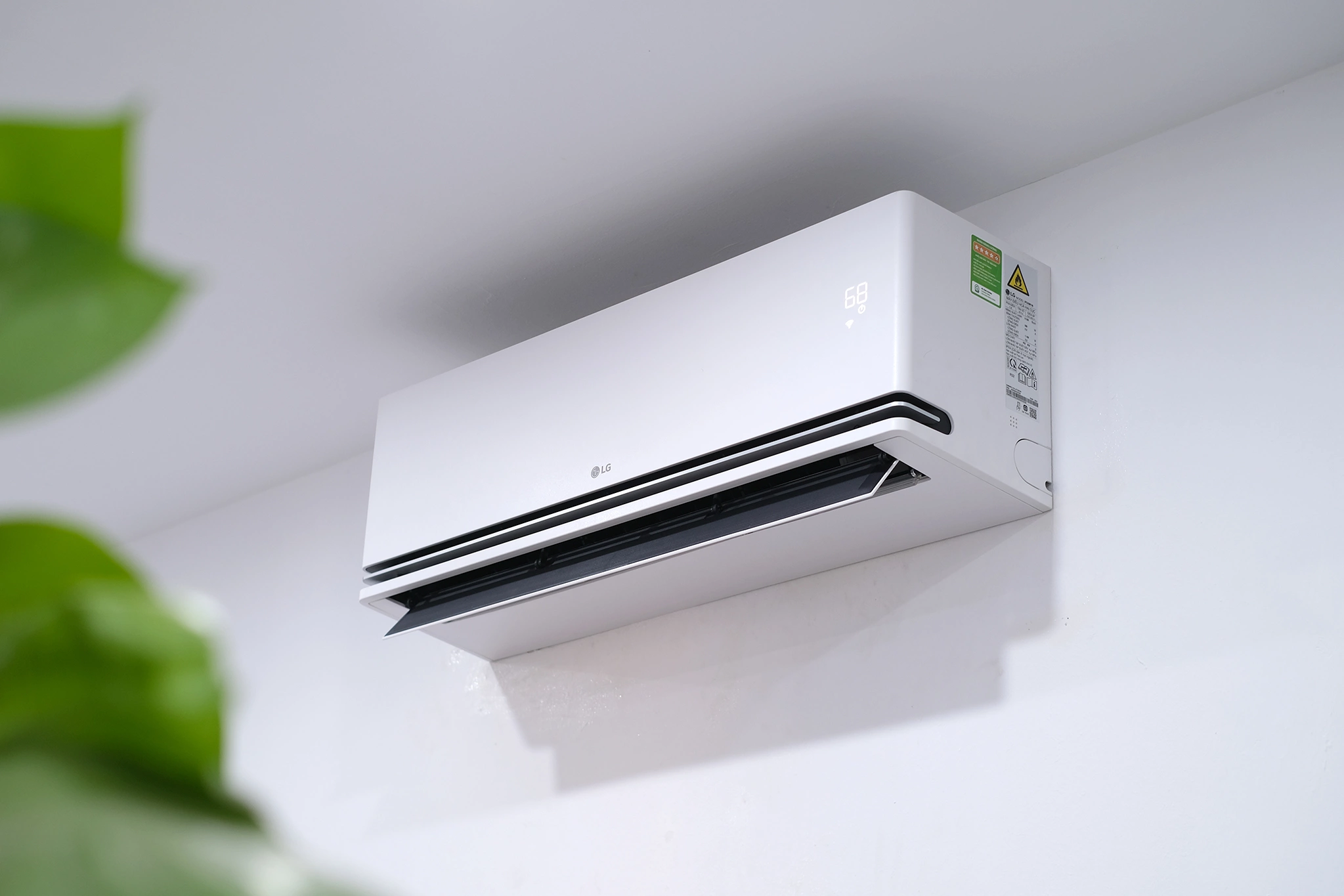 LG Dualcool AI Air - điều hòa với hai khe thổi gió