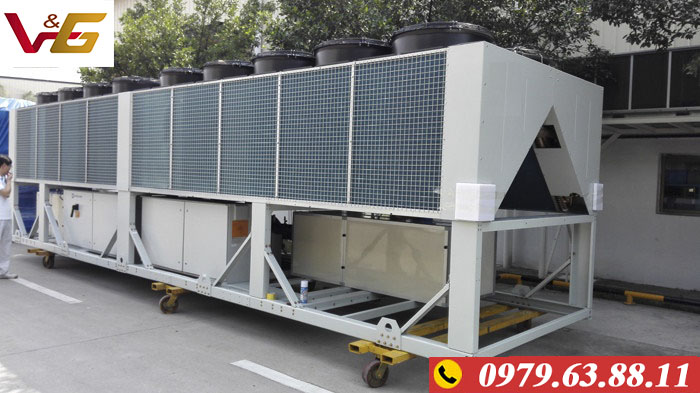 Chiller giải nhiệt gi&oacute; lắp đặt ngo&agrave;i trời